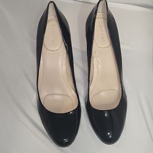 Calvin Klein - Bryanna - glossy black heel